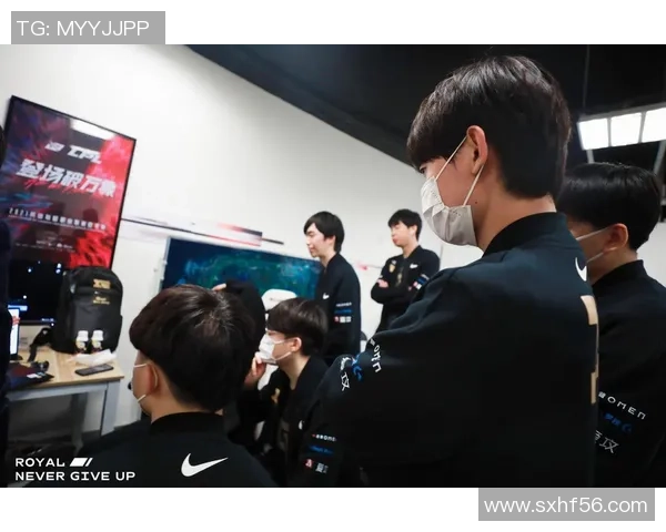 赛后分析：RNG与WE对决中的技术细节与战术思考